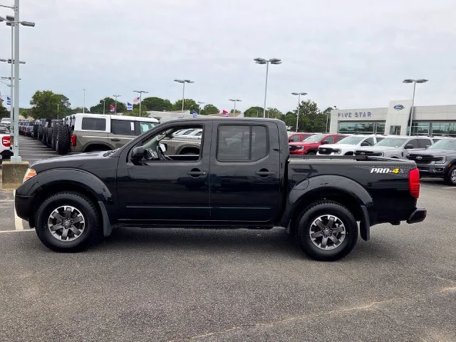 Used 2019 Black Nissan PRO-4X image 4