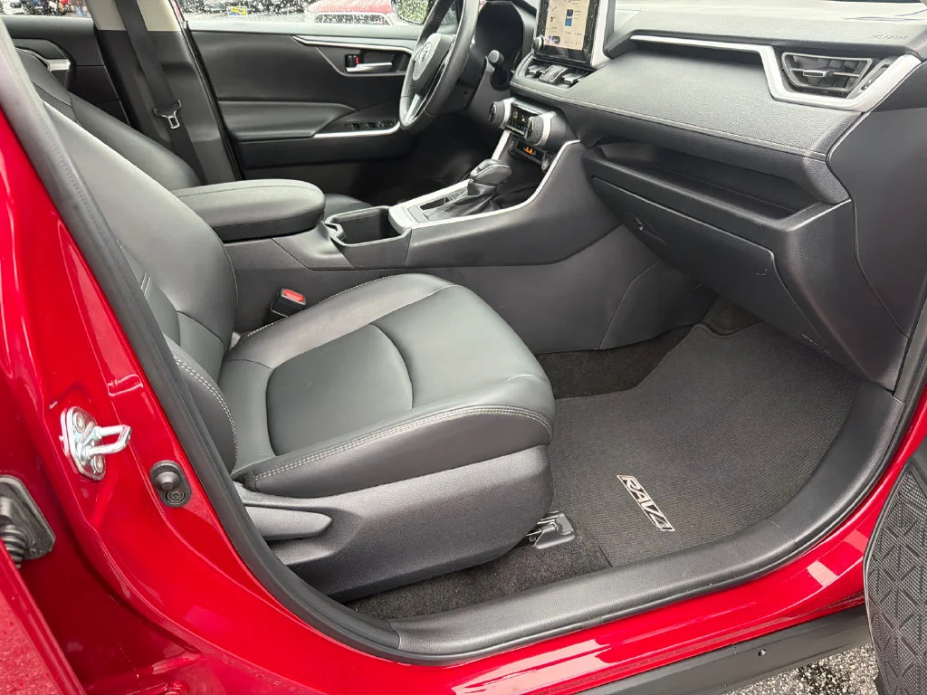 Used 2025 Red Toyota XLE Premium image 13