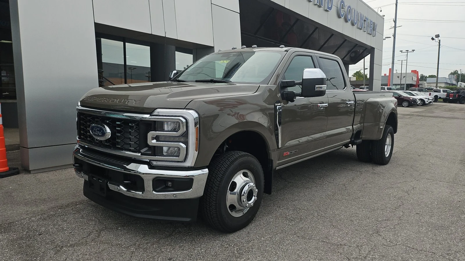 New 2026 Marsh Gray Ford King Ranch 4WD image 8