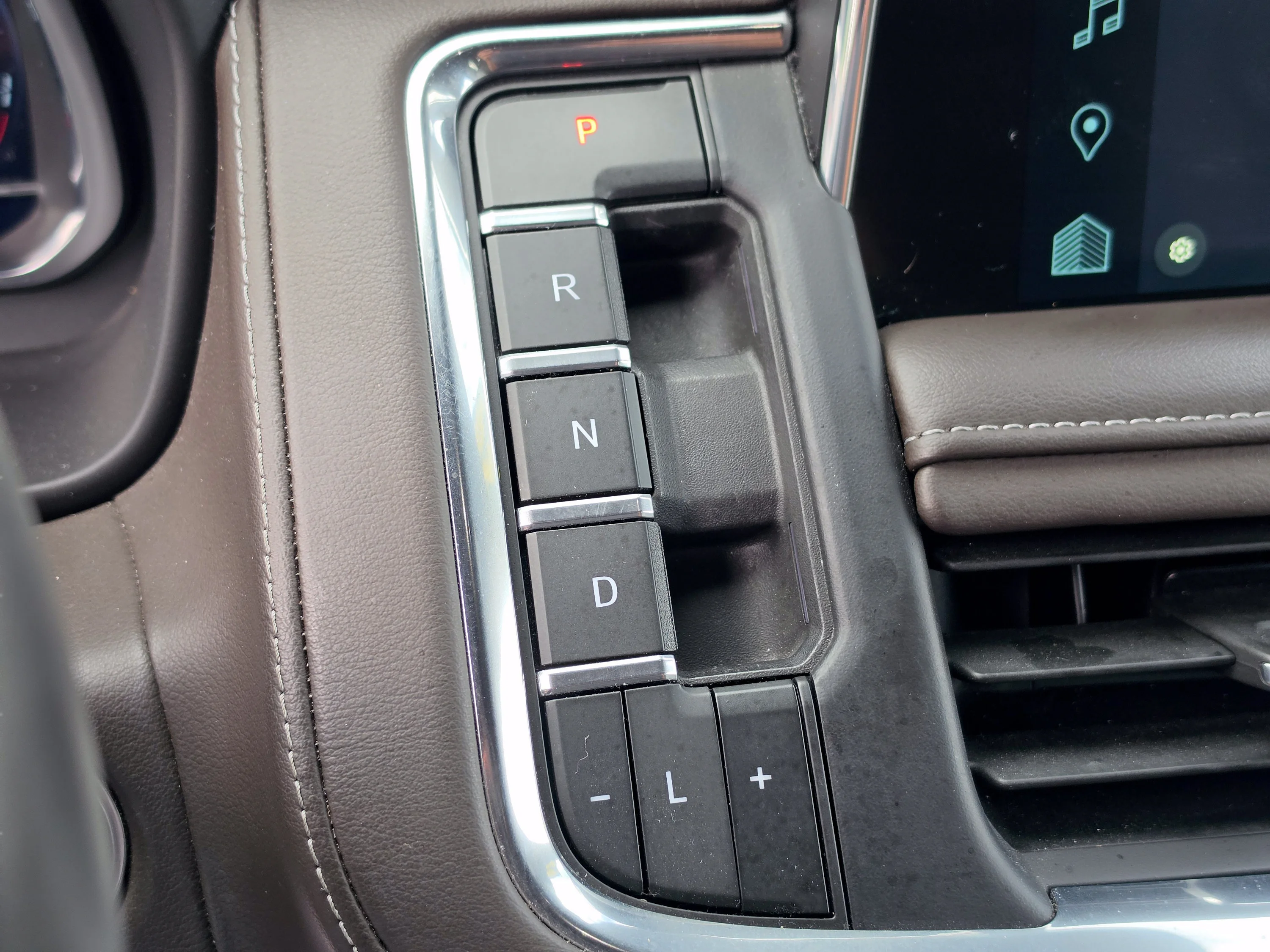 Used 2024 Black Chevrolet LT image 29