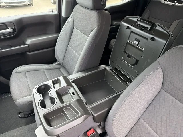 Used 2023 White Chevrolet Custom Trail Boss image 22
