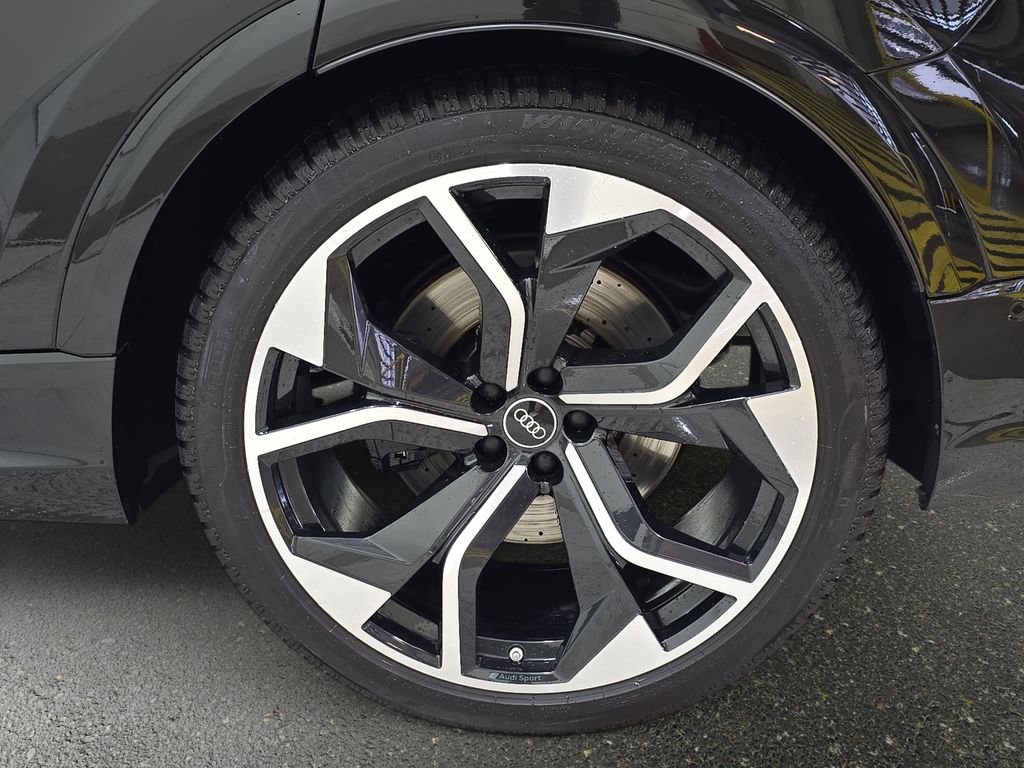 Used 2023 Black Audi 4.0T image 36