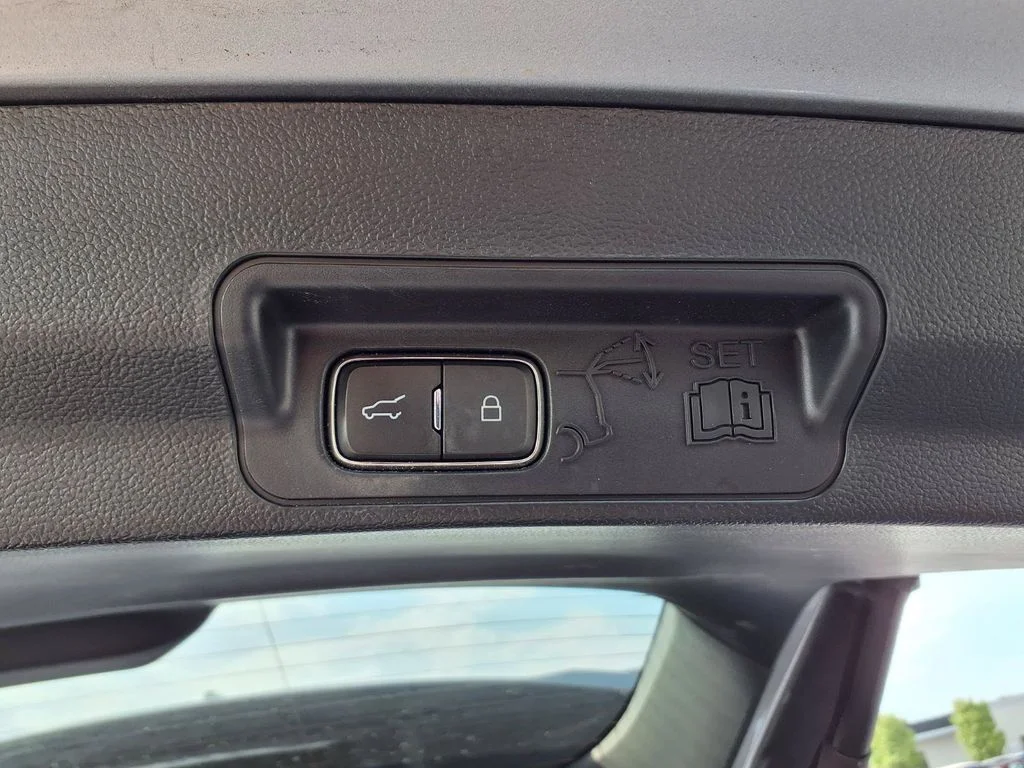 Used 2021 Silver Metallic Ford XLT image 7