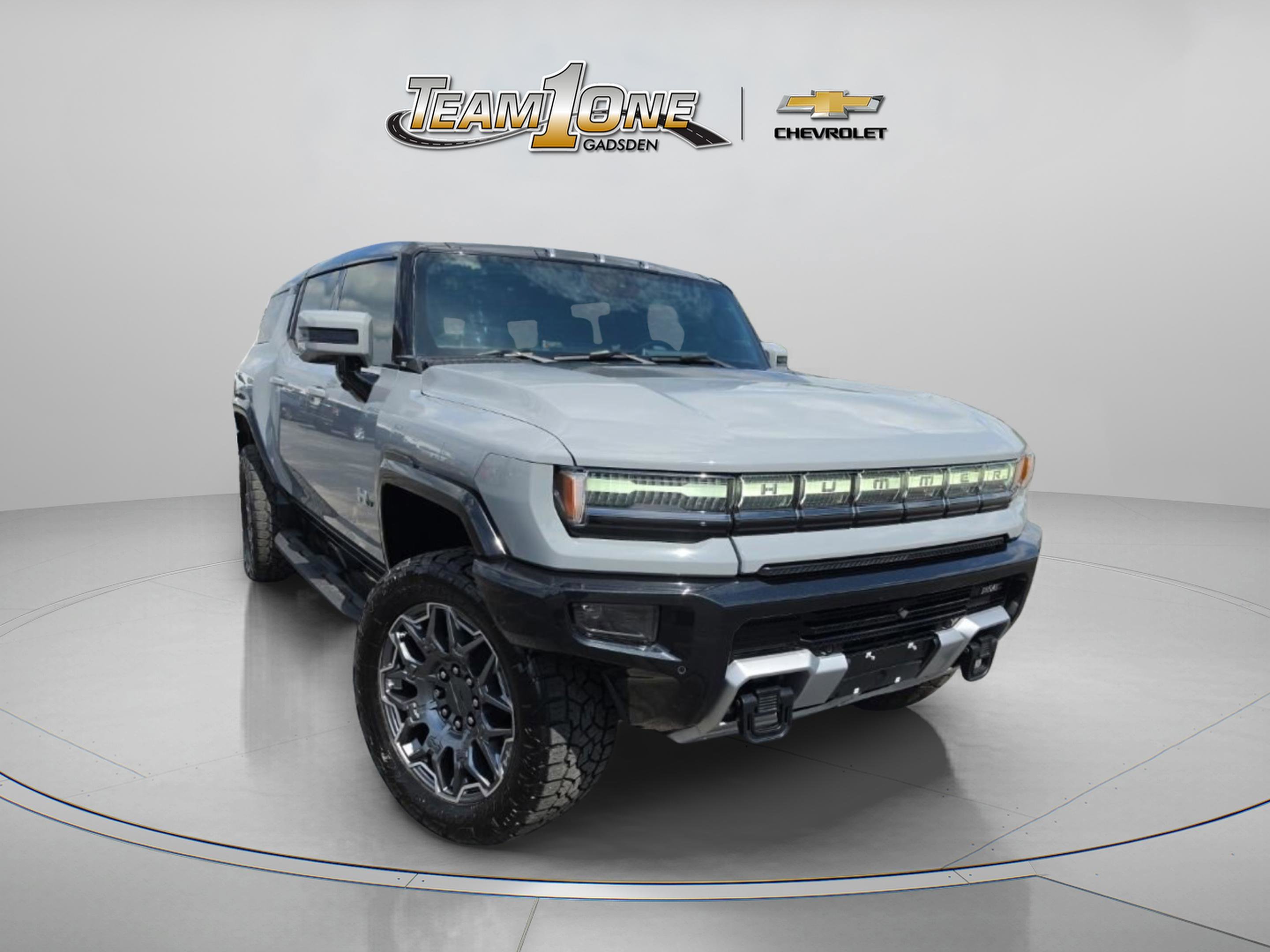 2024 GMC Hummer EV 3X SUV's photo