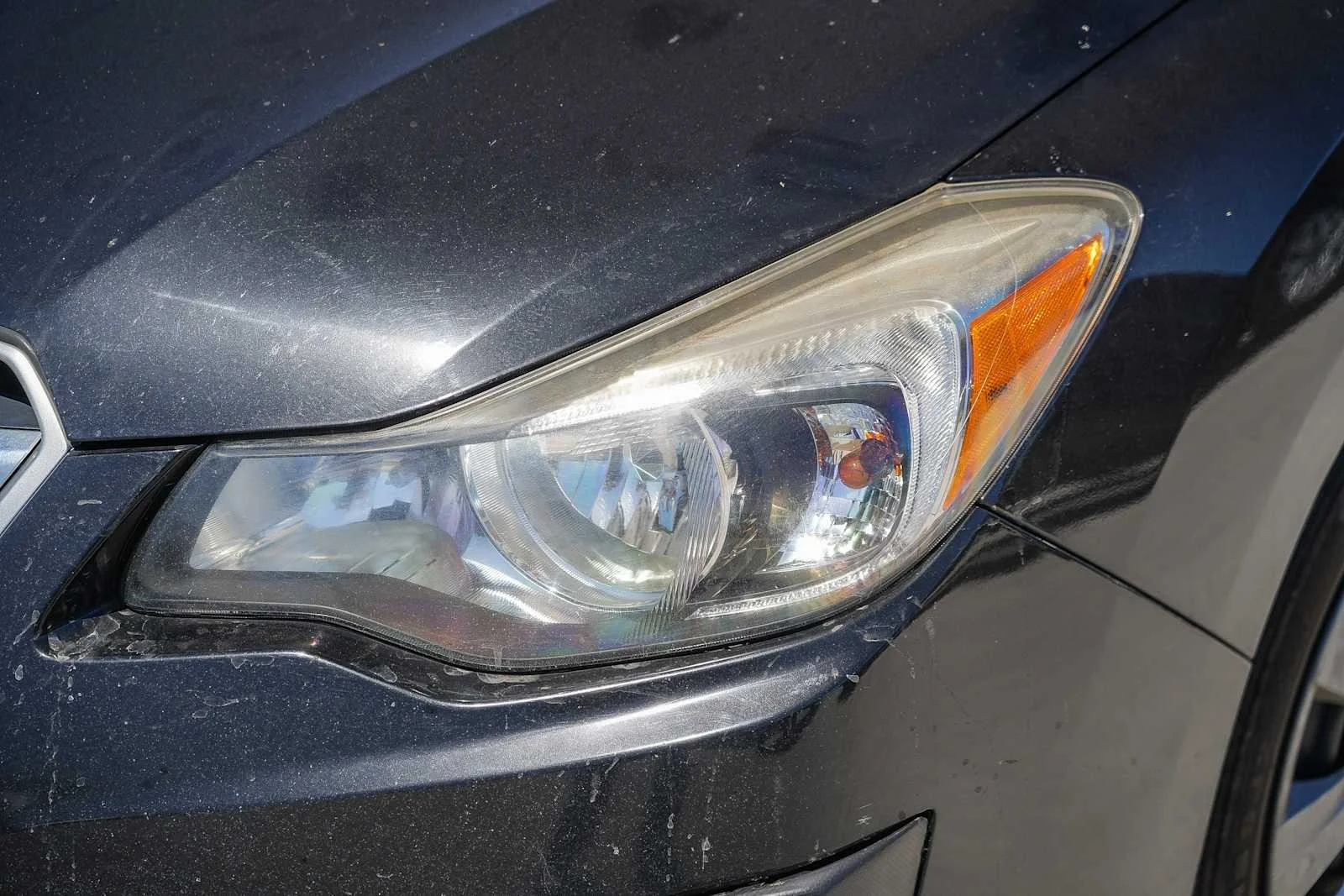 Used 2013 Crystal Black Silica Subaru 2.0i image 2