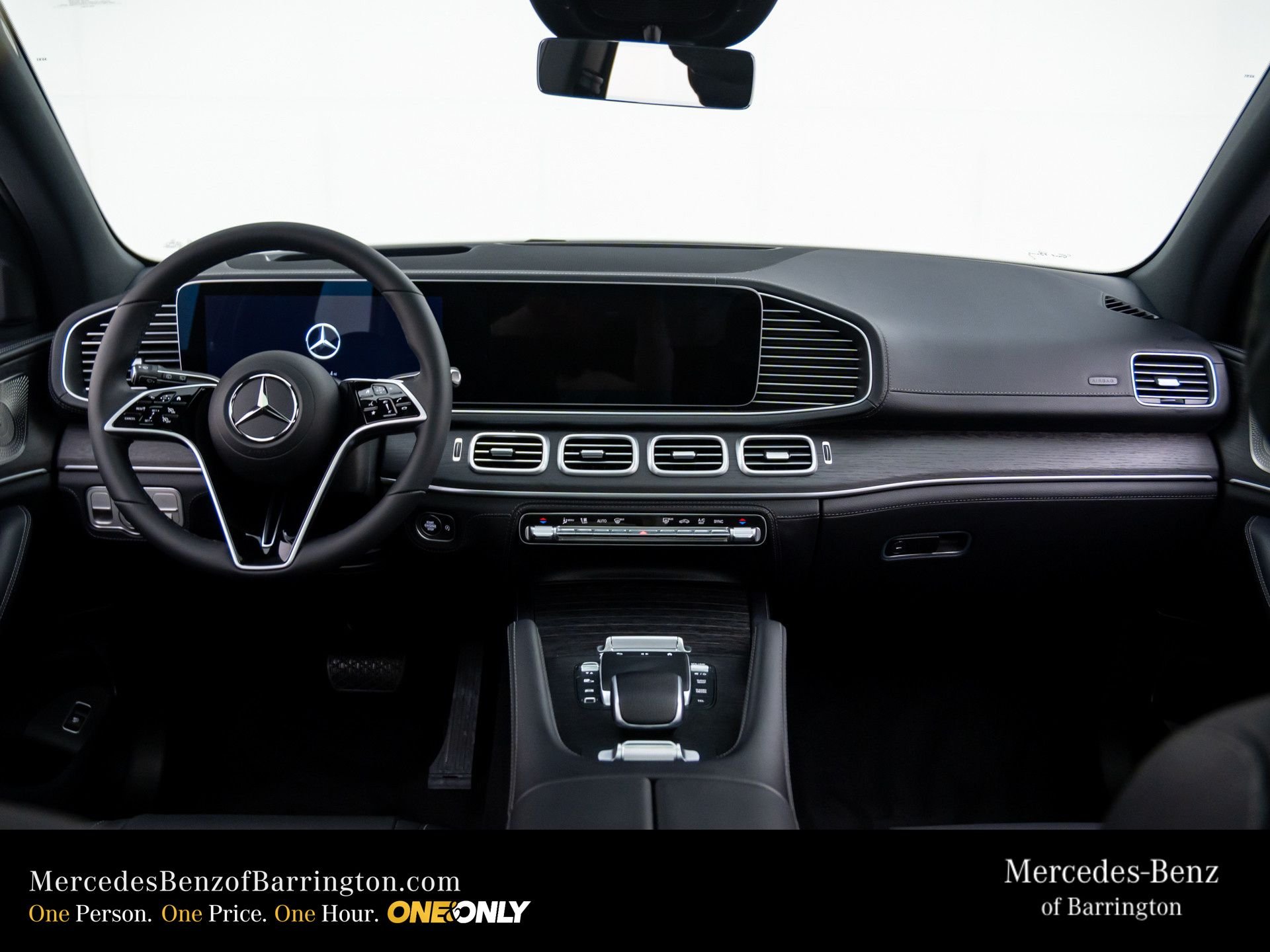 New 2026 Black Mercedes-Benz GLE 580 image 11