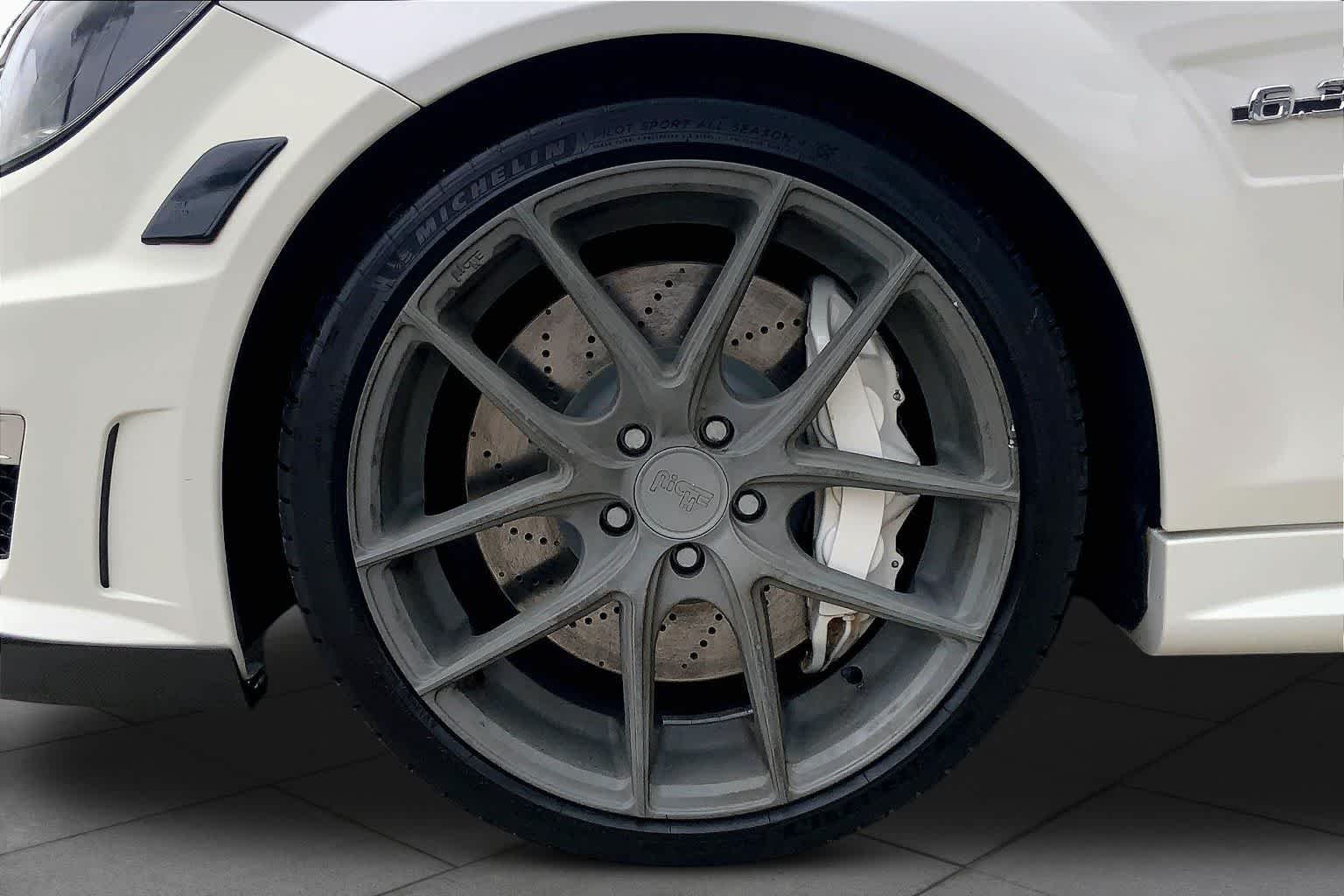 Used 2012 Arctic White Mercedes-Benz C 63 AMG® image 9