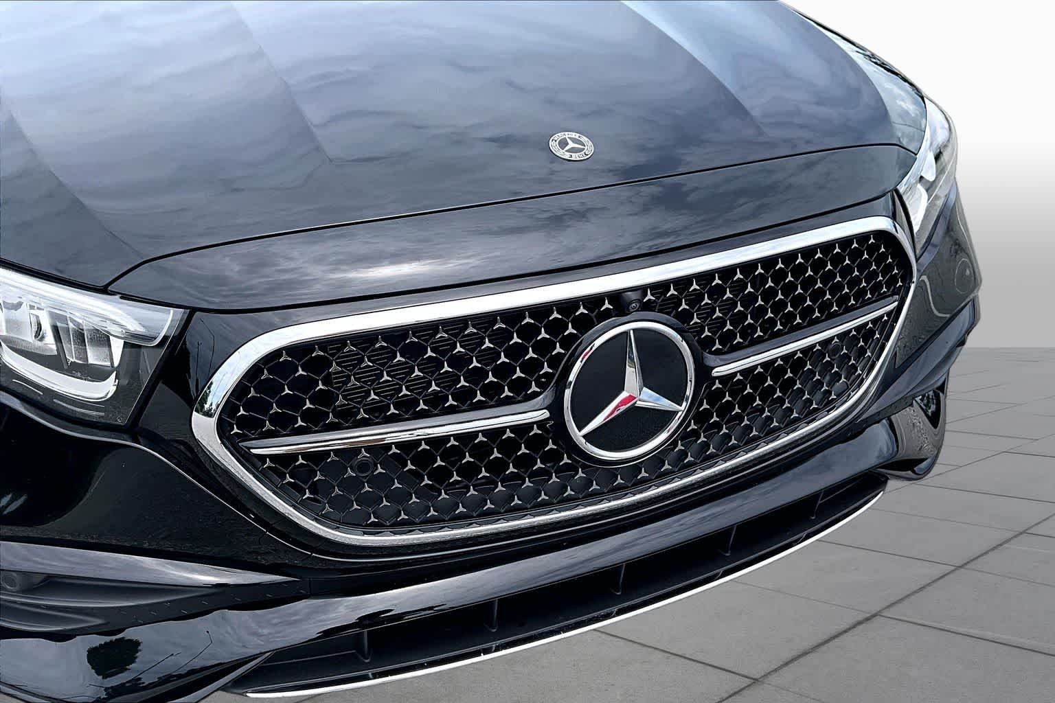 Used 2026 Black Mercedes-Benz E 450 image 30