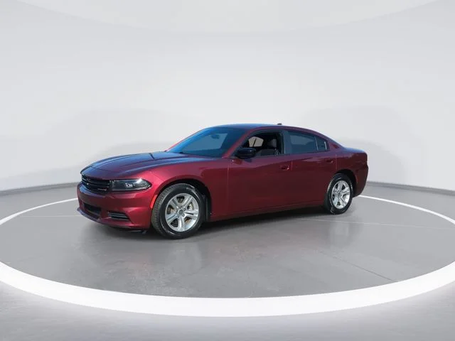 Used 2023 Red Dodge SXT image 4