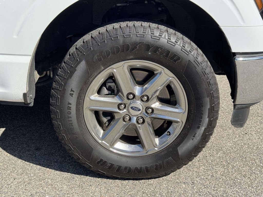 Used 2025 White Ford XLT image 26