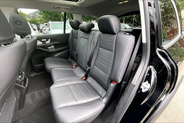 Used 2026 Black Mercedes-Benz GLS 450 image 17