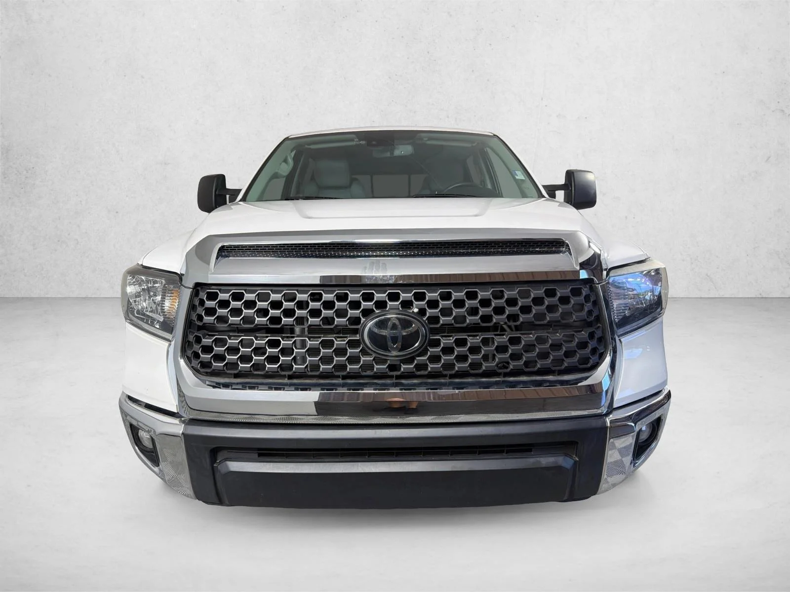 Used 2021 Super White Toyota SR5 image 8
