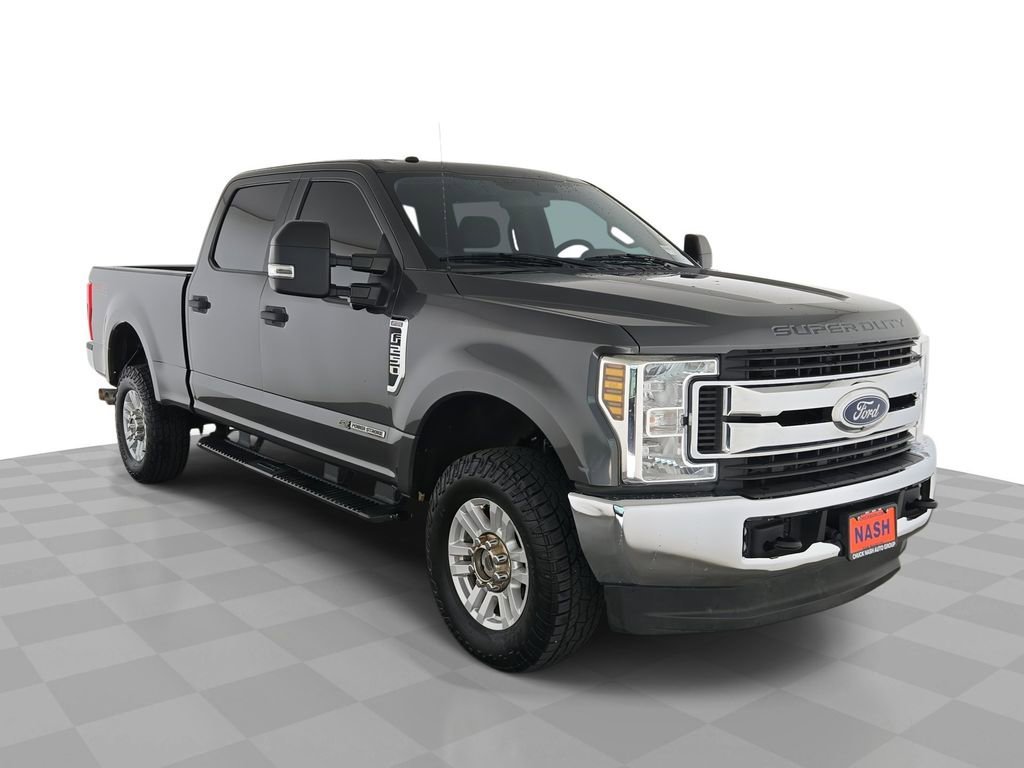 2019 Ford F-250 XL 4x4 Crew Cab 8' Box's photo