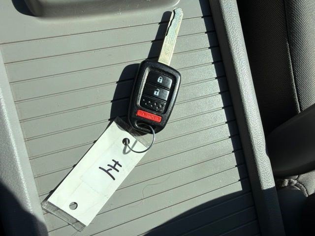 Used 2014 White Honda LX image 28