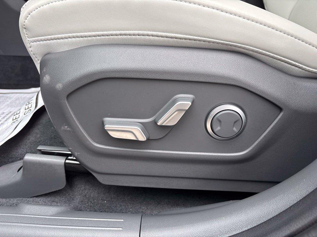 2026 Hyundai Santa Fe SEL - Photo 13
