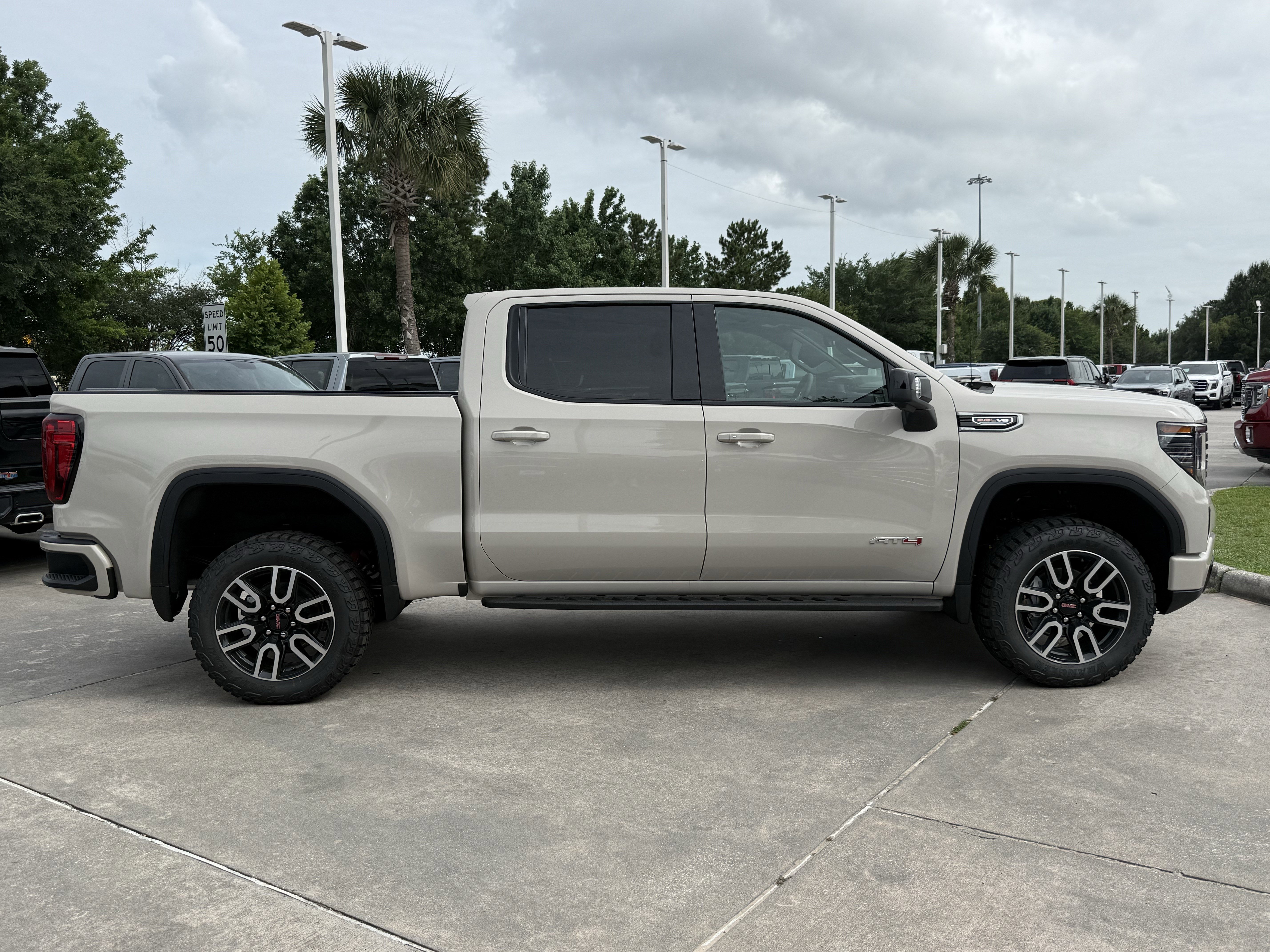 2026 GMC Sierra 1500 AT4 - Photo 3