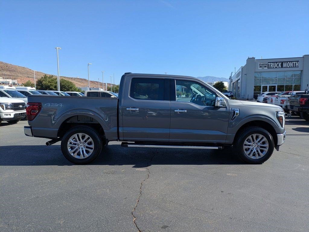Used 2025 Gray Metallic Ford LARIAT image 2