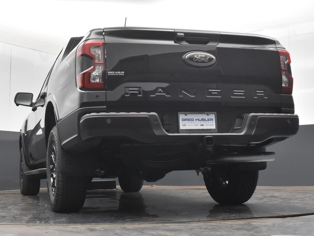 New 2026 Shadow Black Ford XLT image 27