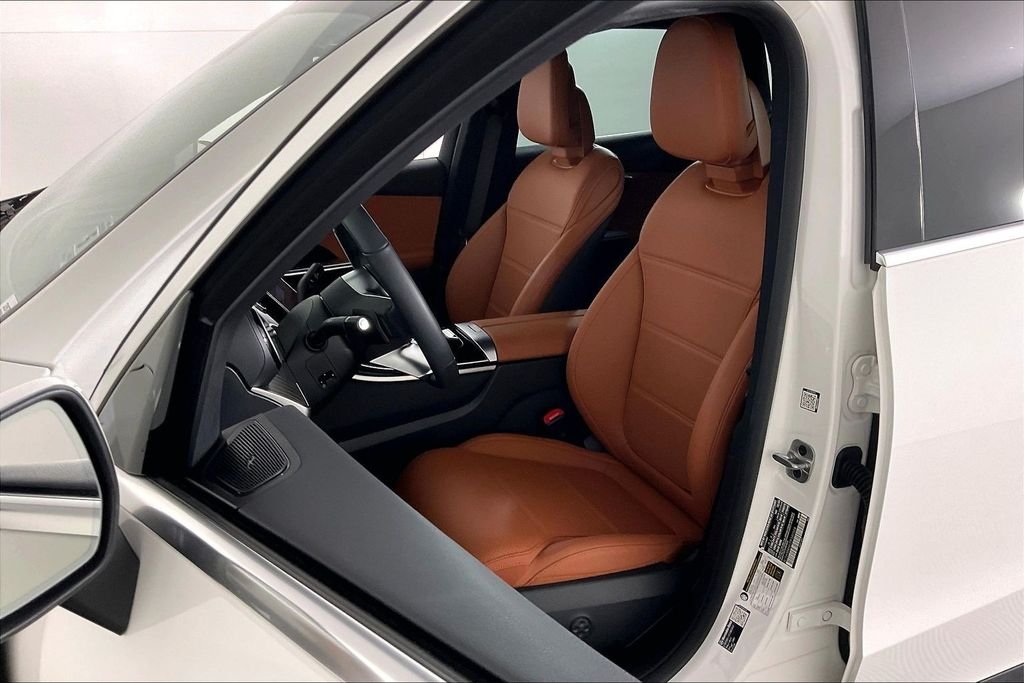 2026 Mercedes-Benz GLC Base - Photo 17