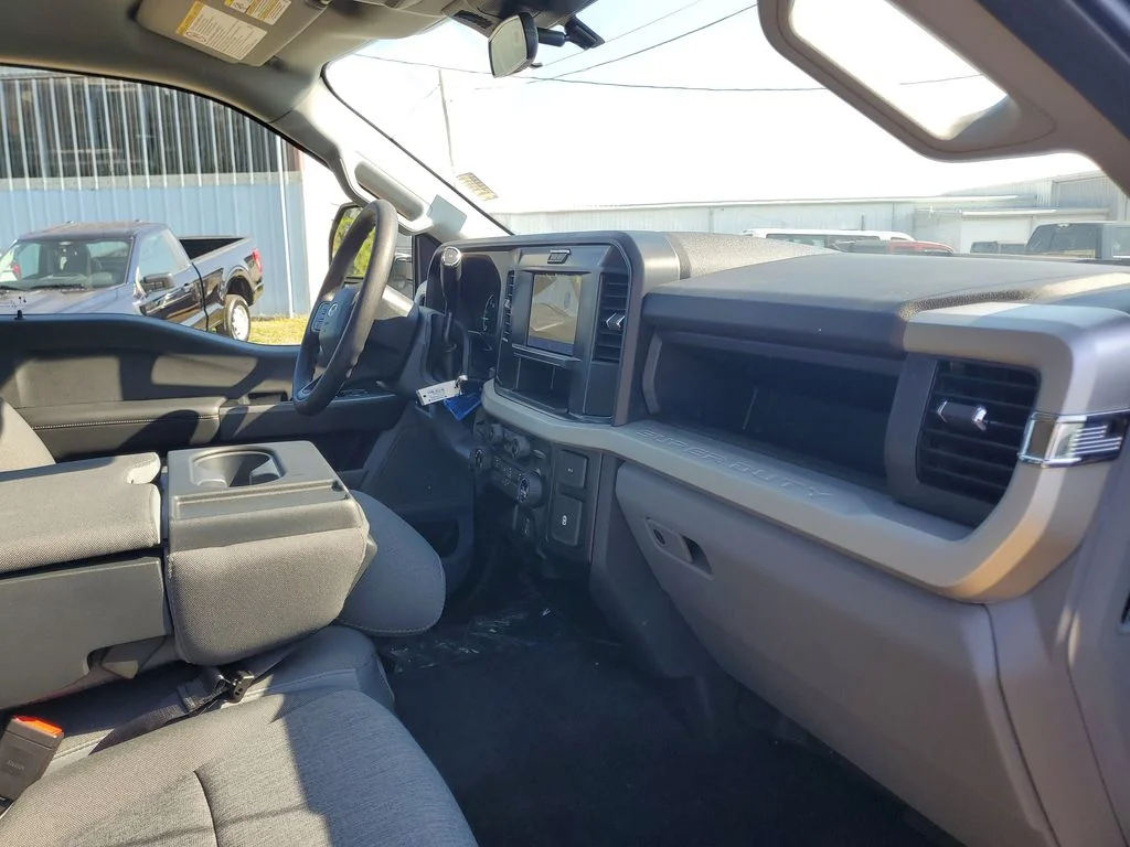 2026 Ford F-250 Super Duty XL - Photo 29
