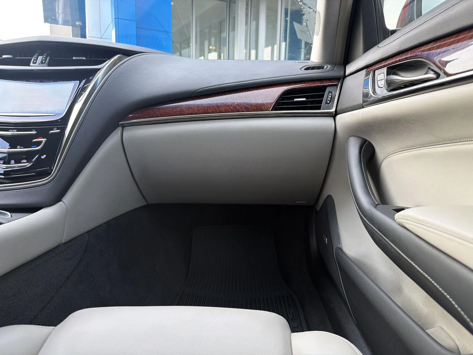 Used 2018 Red Obsession Tintcoat Cadillac AWD image 32