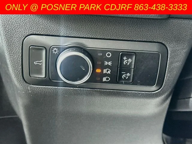 Used 2024 Gray Ford Active image 10