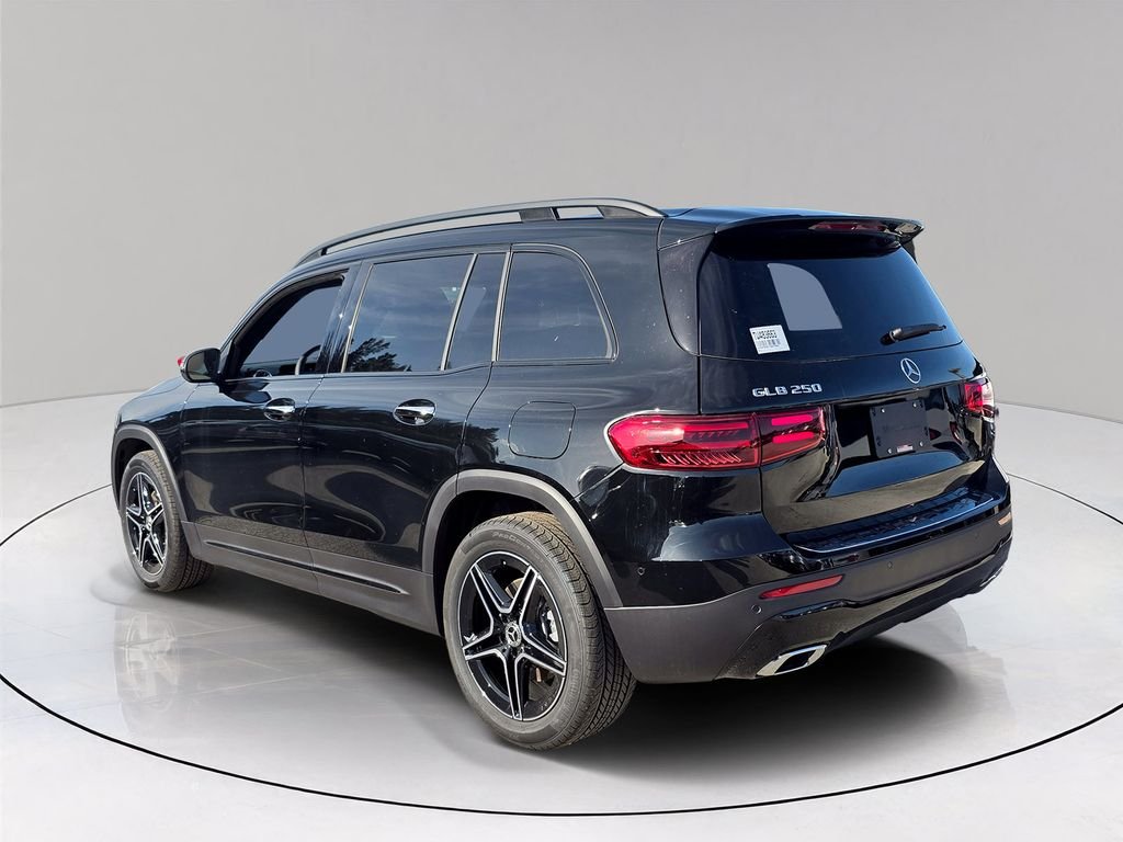 New 2026 Black Mercedes-Benz GLB 250 image 4