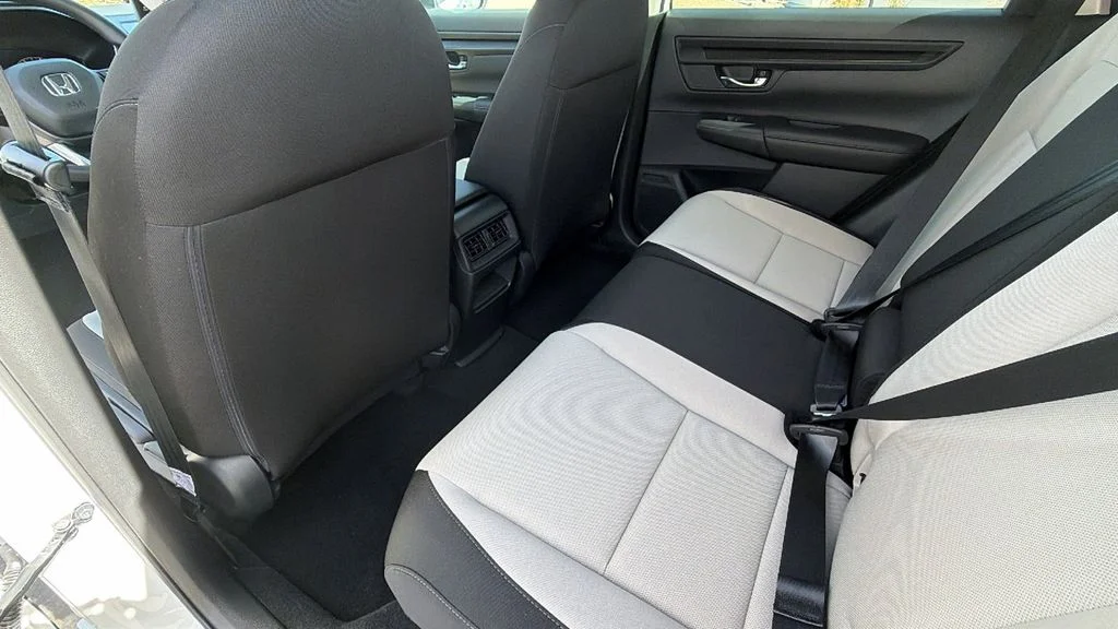 2026 Honda CR-V LX - Photo 27