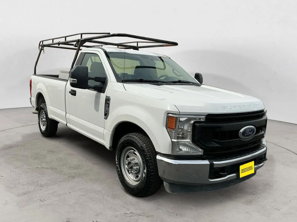 Used 2020 White Ford XL image 5