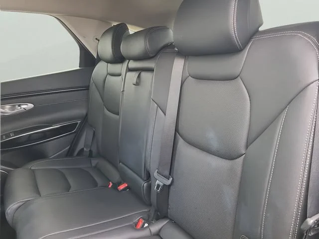 Used 2025 Gray Genesis 2.5T image 7