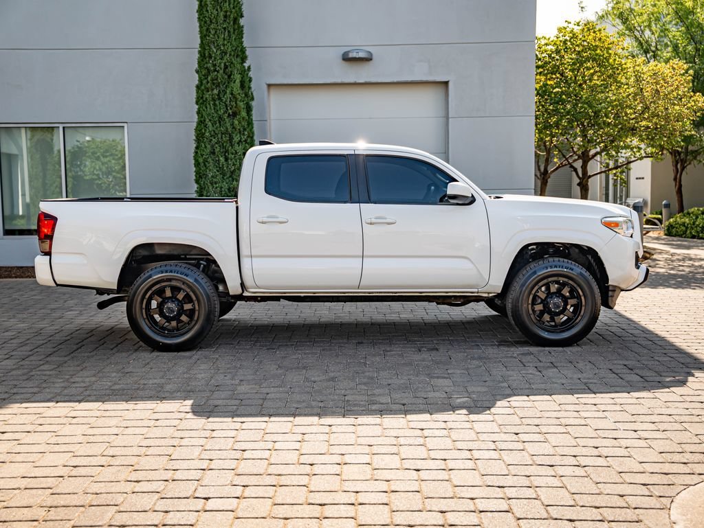 Used 2018 Super White Toyota SR image 4