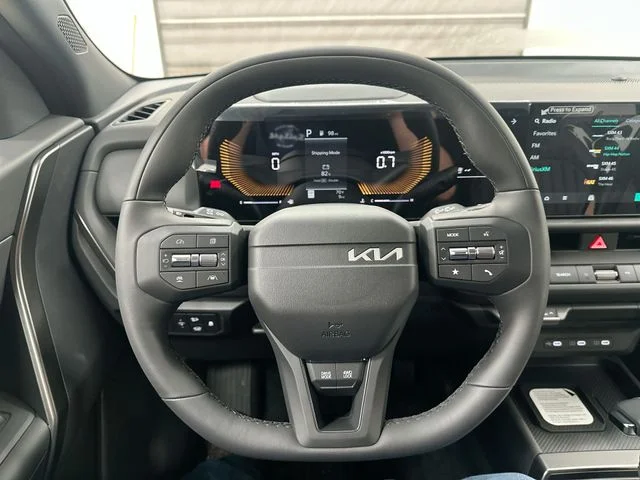 New 2027 Terrain Brown Kia X-Line S image 12