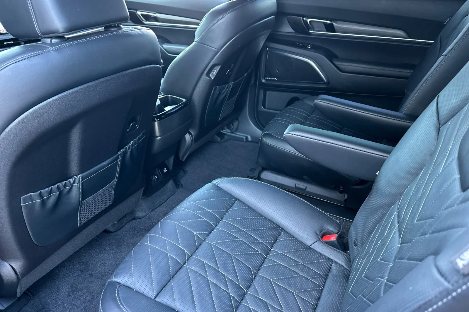 Used 2023 Wolf Gray Kia SX Prestige X-Line image 12