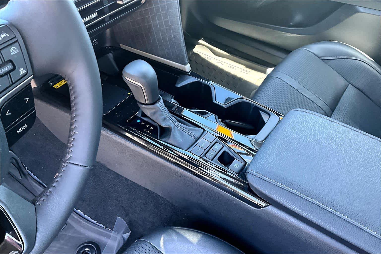 Certified Used 2025 Wind Chill Pearl Toyota XLE image 16