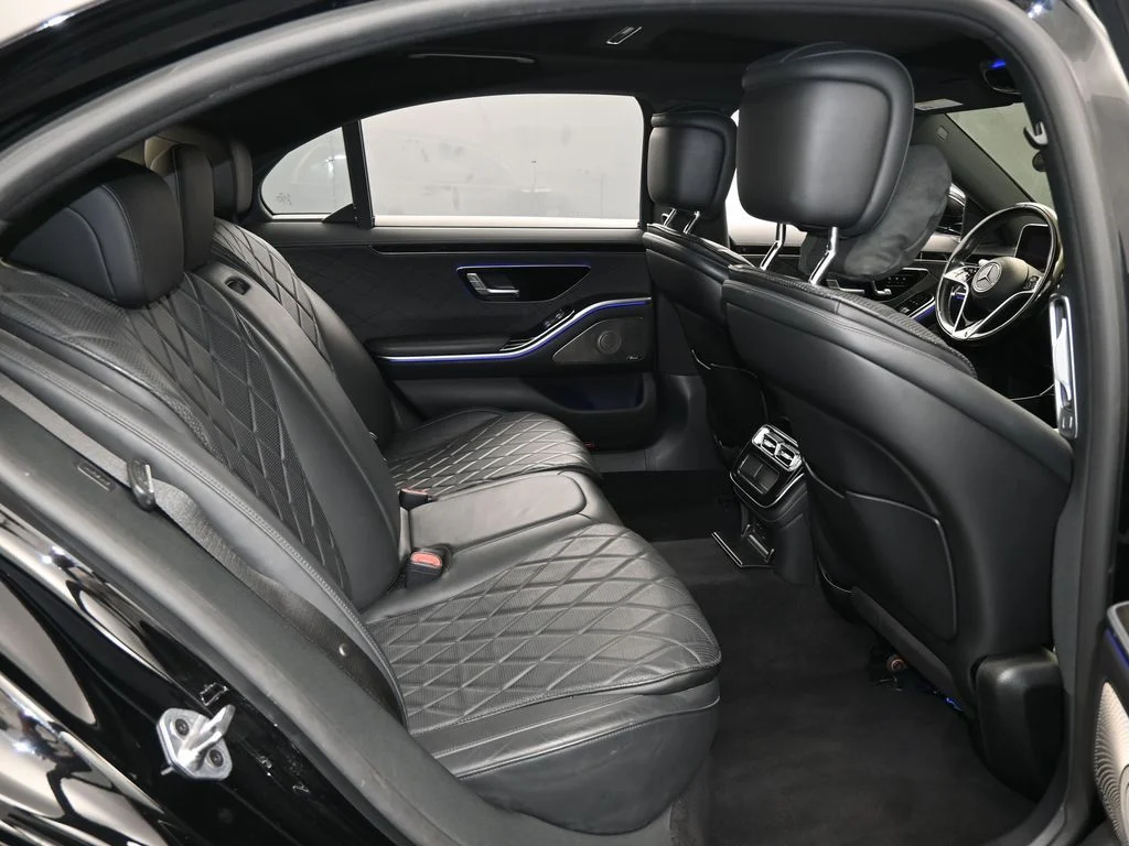 Used 2021 Obsidian Black/designo Diamon White Mercedes-Benz S 580 image 47