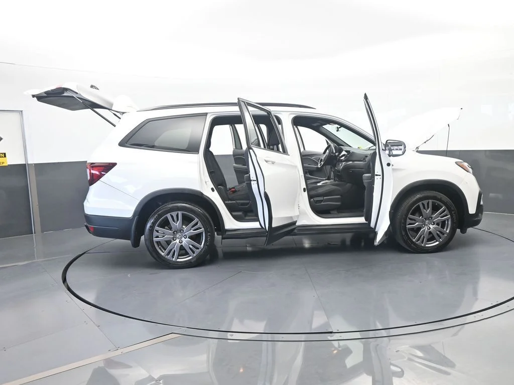 Used 2022 Platinum White Pearl Honda Sport image 75