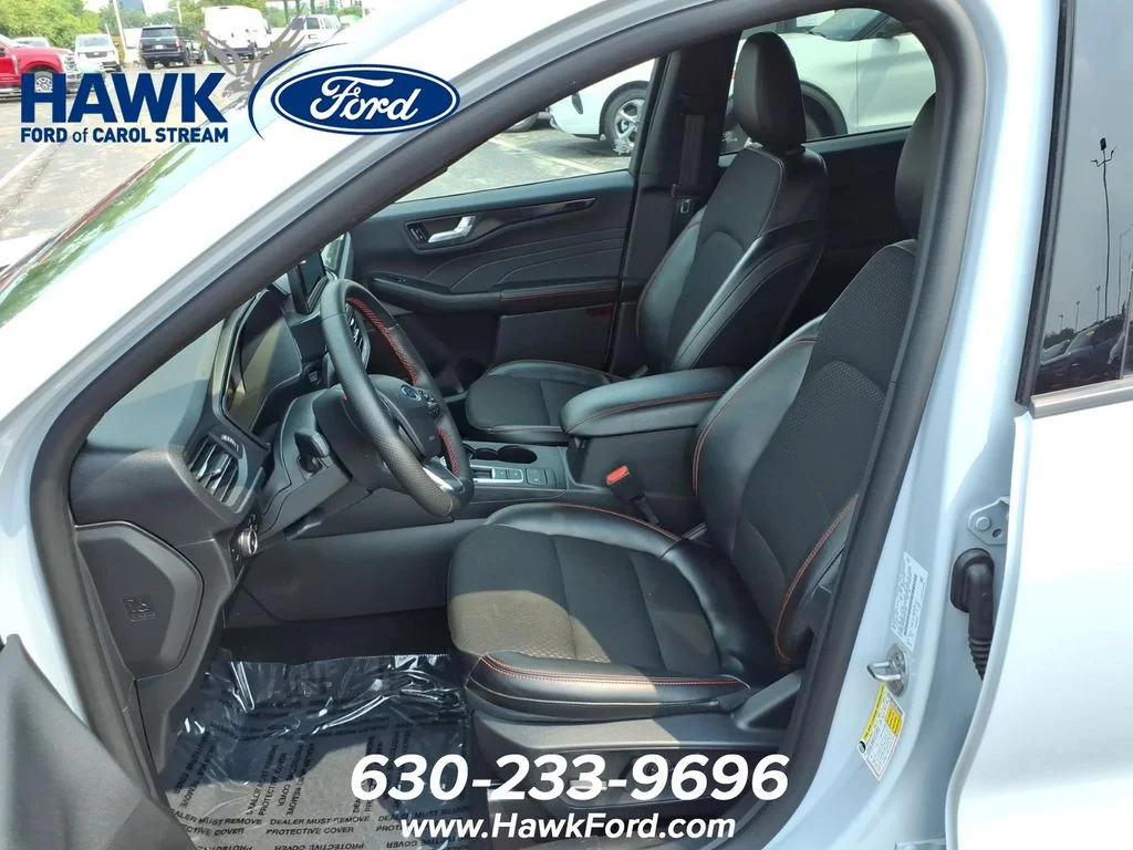 Used 2025 Silver Metallic Ford ST-Line Select image 26