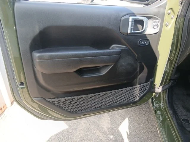 Used 2023 Green Jeep Sport image 45
