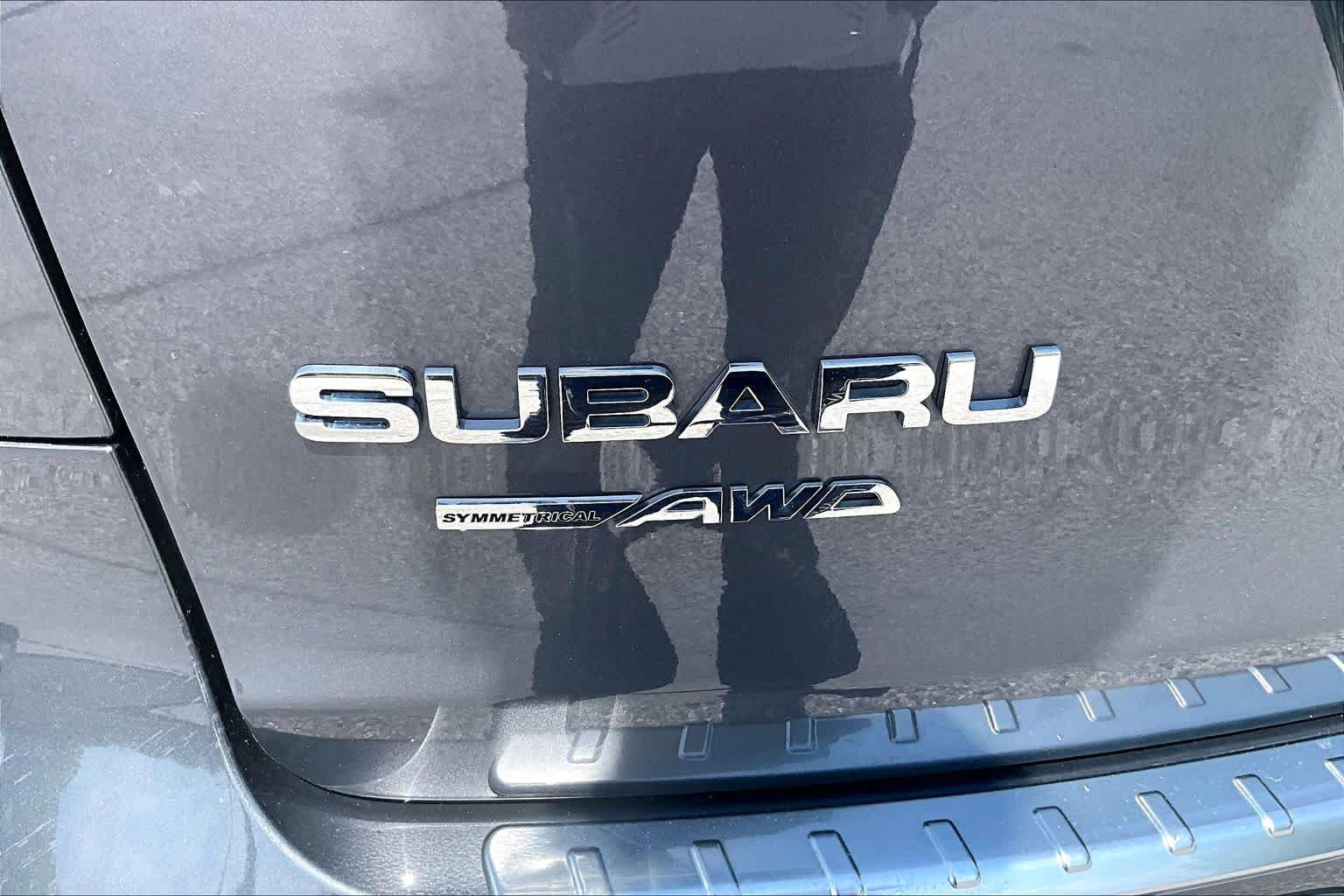 Used 2023 Magnetite Gray Metallic Subaru Premium image 30