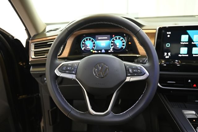 New 2026 Black Volkswagen 2.0T SE image 4