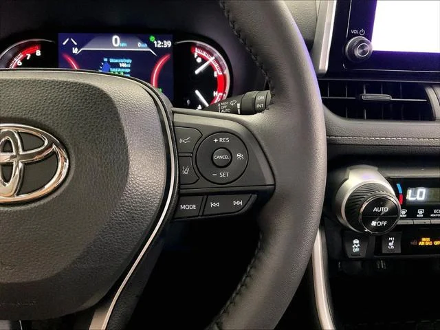 Certified Used 2023 ICE CAP Toyota  image 24