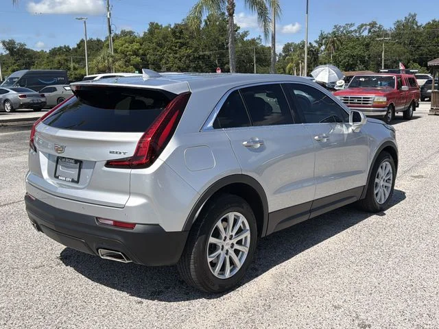 Used 2019 Silver Cadillac Luxury image 4