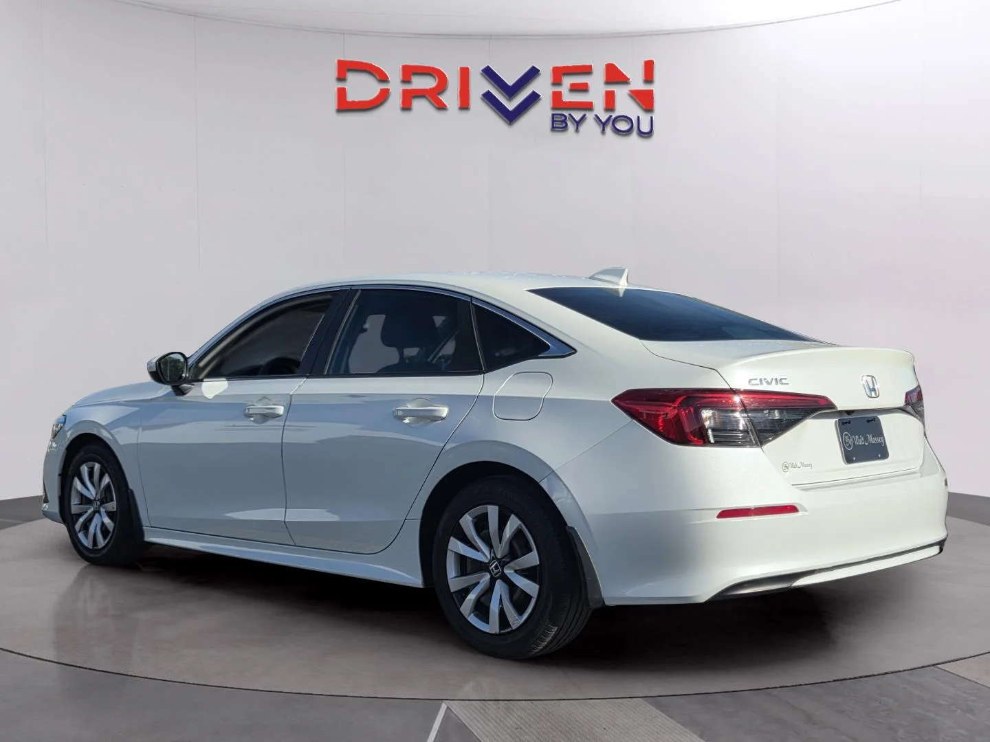 Used 2022 Platinum White Pearl Honda LX image 3