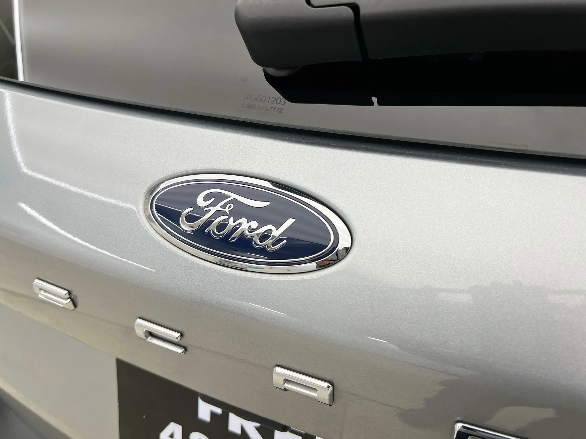 Used 2022 Silver Ford SEL image 39
