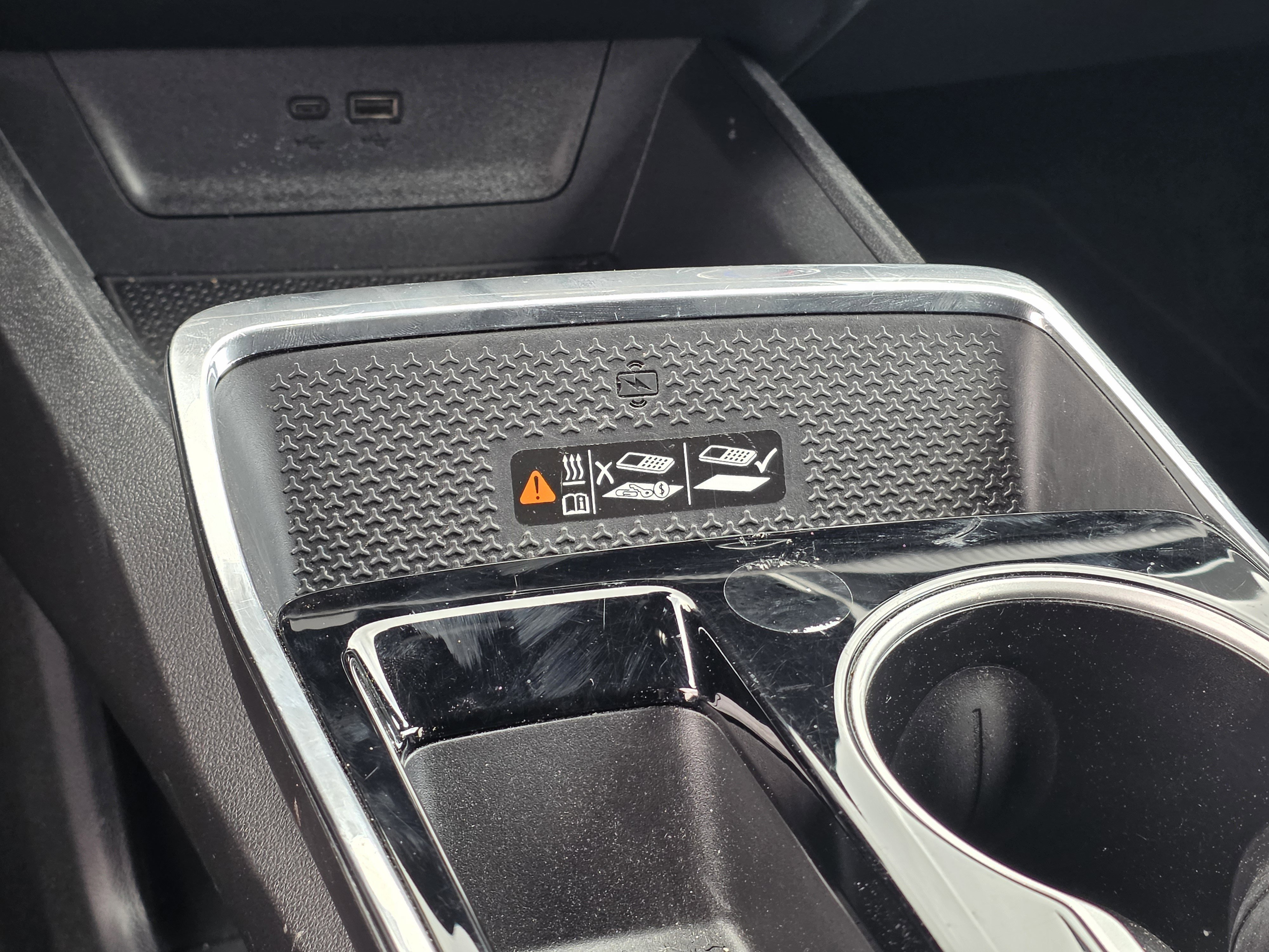 Used 2025 Mosaic Black Metallic Chevrolet AWD LT image 22