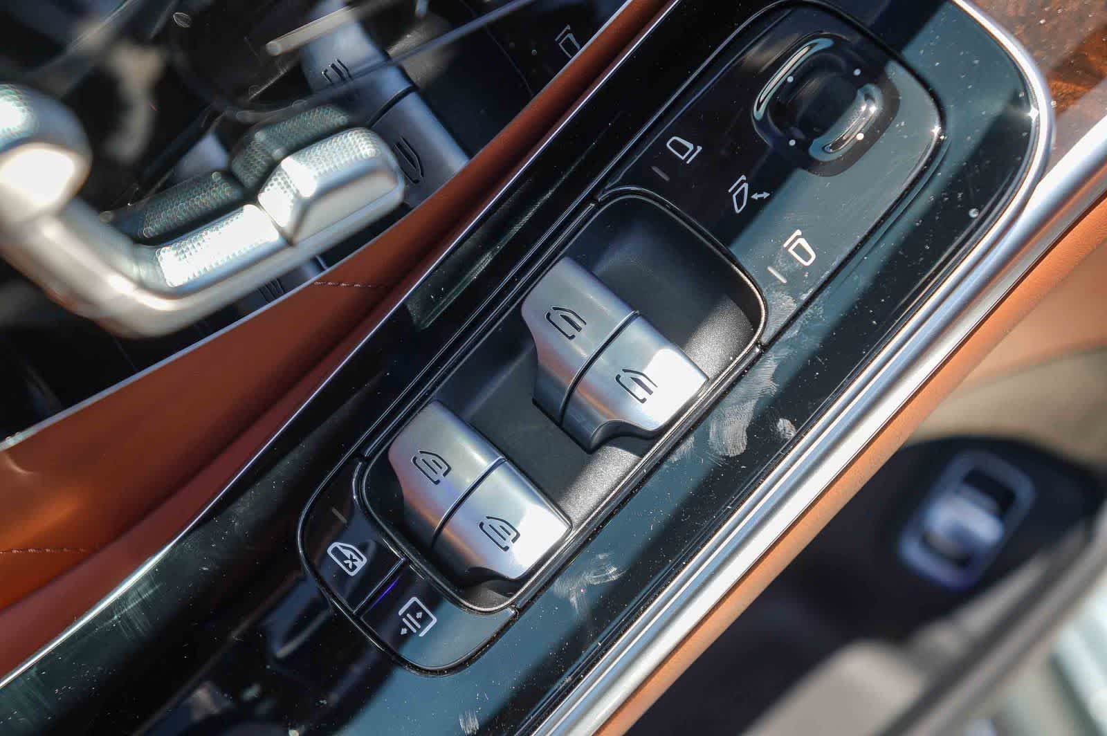 New 2026 Verde Silver Metallic Mercedes-Benz S 580 image 23