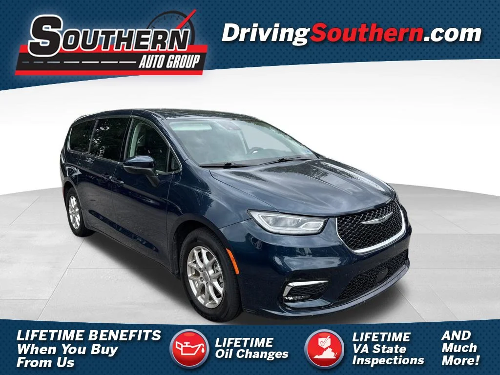 Used 2023 Blue Chrysler Touring L image 1