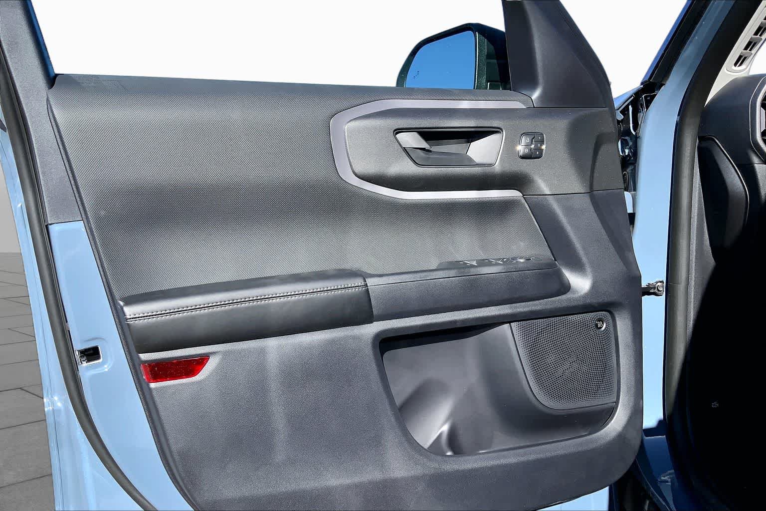 New 2025 Azure Gray Metallic Tri-Coat Ford Outer Banks® image 10