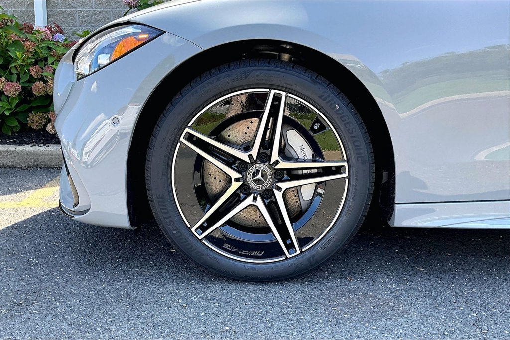 New 2026 MANUFAKTUR Alpine Grey Mercedes-Benz C 300 image 26