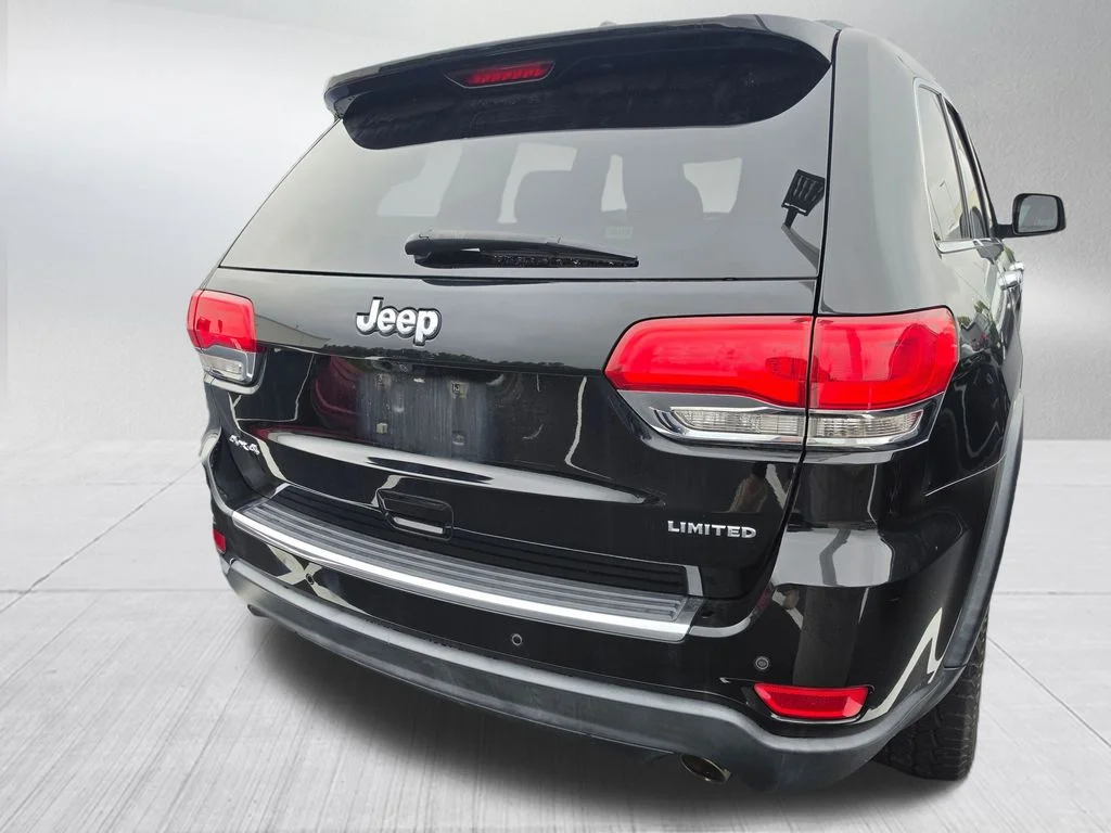 Used 2018 Black Jeep Limited image 4